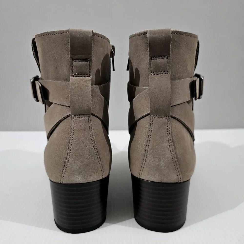 Ecco Dress Classic 35 Ankle Boot Womens EU 41 Taupe Leather Block Heel NEW